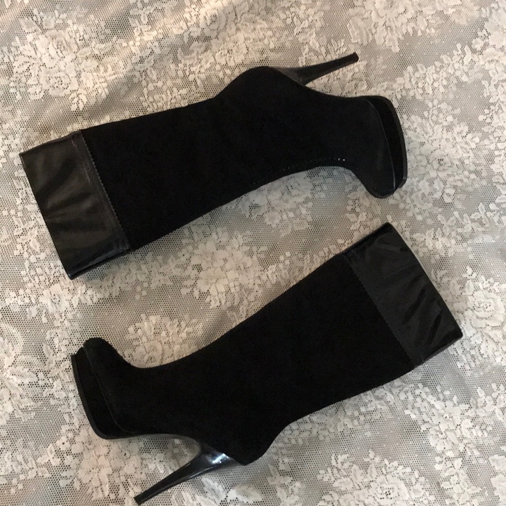 BCBG LEATHER SUEDE PLATFORM BOOTS - Picture 5 of 12
